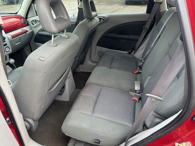 2006 Chrysler PT Cruiser Image 11
