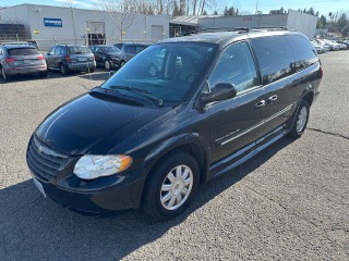 Image for 2006 Chrysler Town & Country Touring ID: 7181948