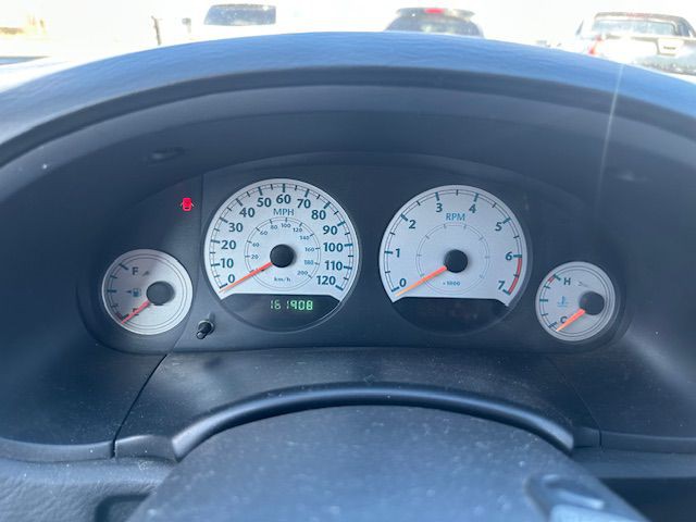 2006 Chrysler Town & Country Image 27