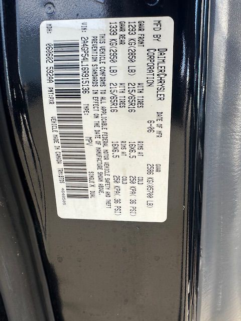 2006 Chrysler Town & Country Image 34