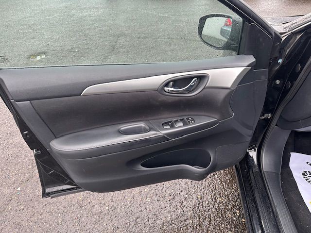 2019 Nissan Sentra Image 10