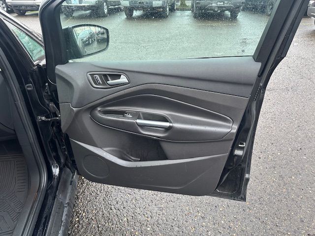 2016 Ford C-Max Image 13