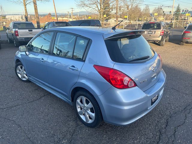 2010 Nissan Versa Image 3