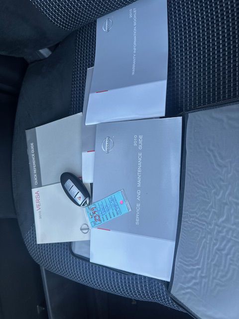 2010 Nissan Versa Image 21