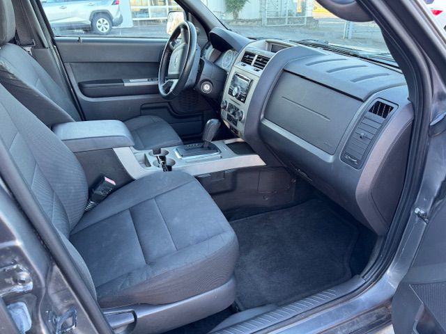 2011 Ford Escape Image 12