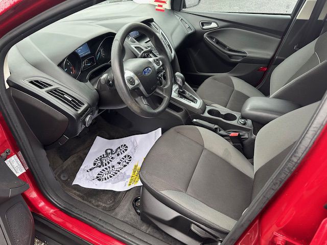 2012 Ford Focus Image 9