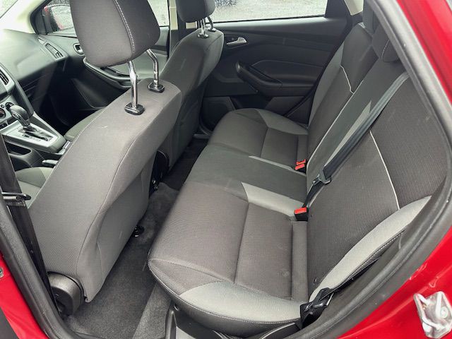 2012 Ford Focus Image 11