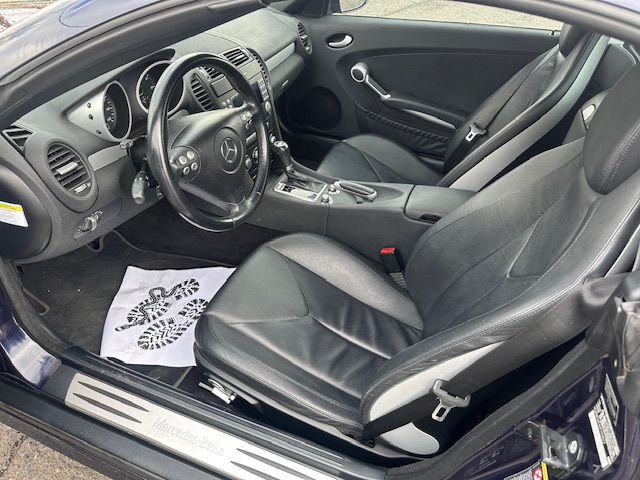 2006 Mercedes-Benz SLK-Class Image 9
