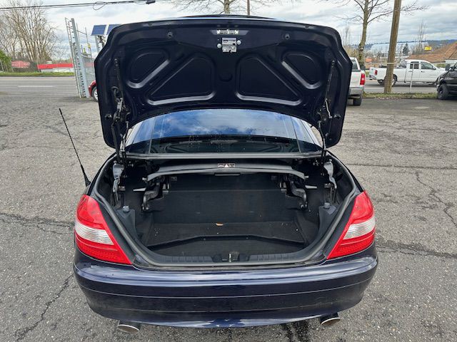 2006 Mercedes-Benz SLK-Class Image 15