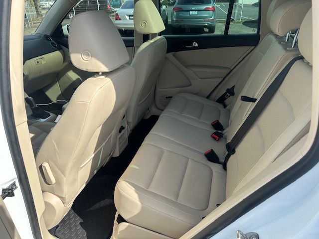 2015 Volkswagen Tiguan Image 12