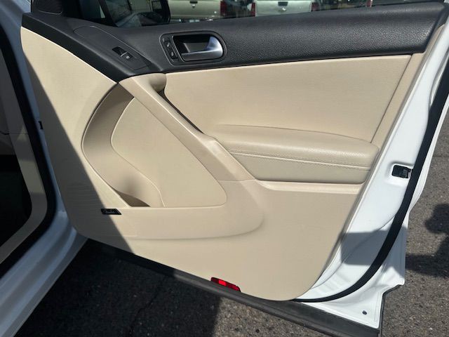 2015 Volkswagen Tiguan Image 14