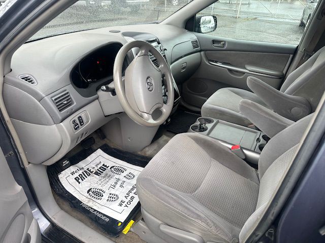 2006 Toyota Sienna Image 9
