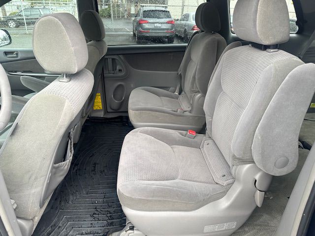 2006 Toyota Sienna Image 11