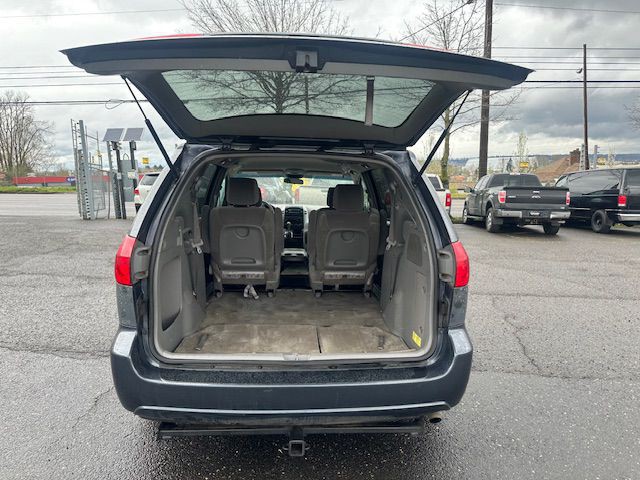 2006 Toyota Sienna Image 18