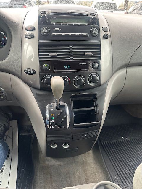 2006 Toyota Sienna Image 21