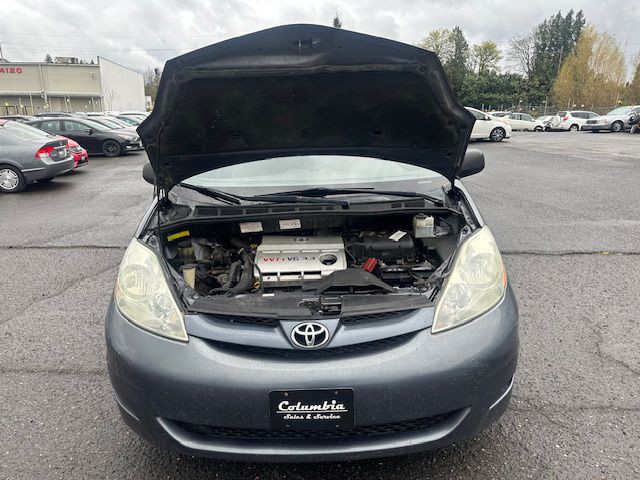 2006 Toyota Sienna Image 24