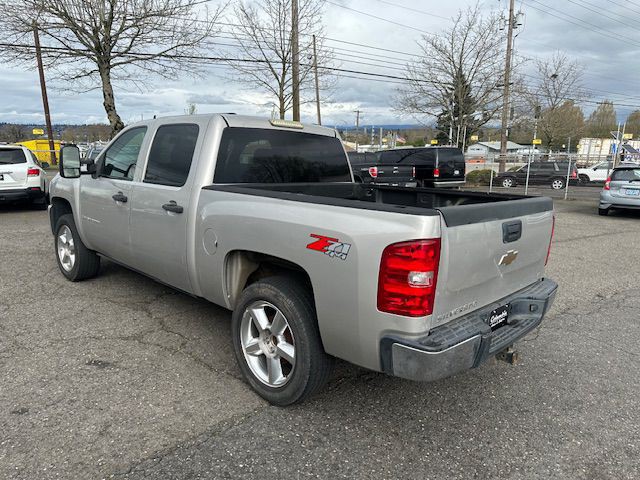 2008 Chevrolet Silverado 1500 Image 3
