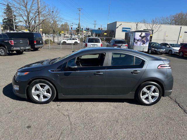 2013 Chevrolet Volt Image 2