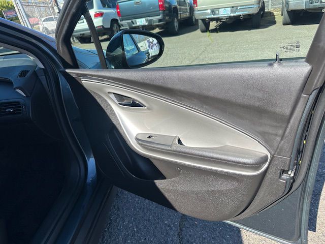 2013 Chevrolet Volt Image 13