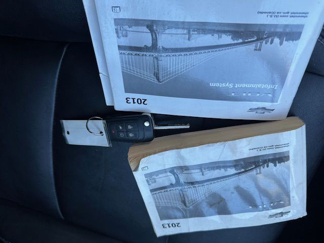 2013 Chevrolet Volt Image 24