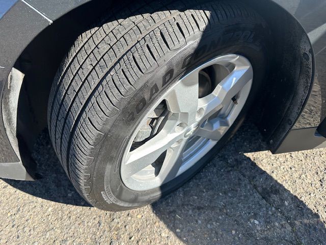 2013 Chevrolet Volt Image 25