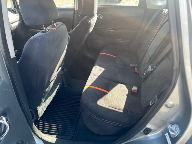 2015 Nissan Versa Image 12