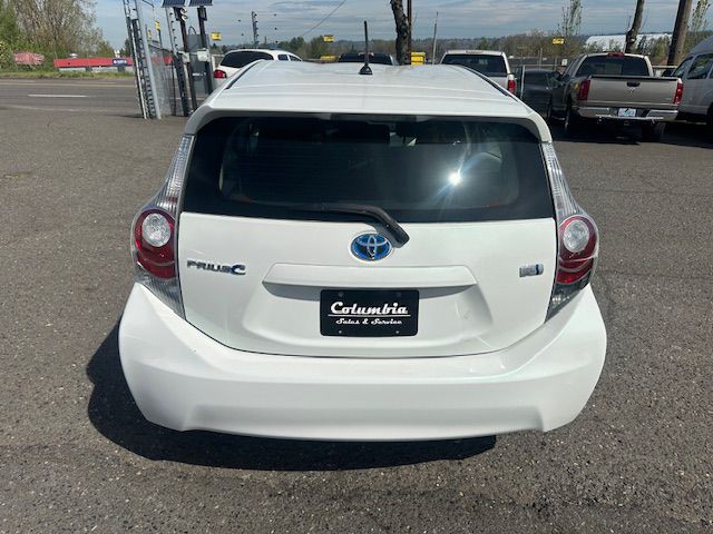 2012 Toyota Prius Image 4