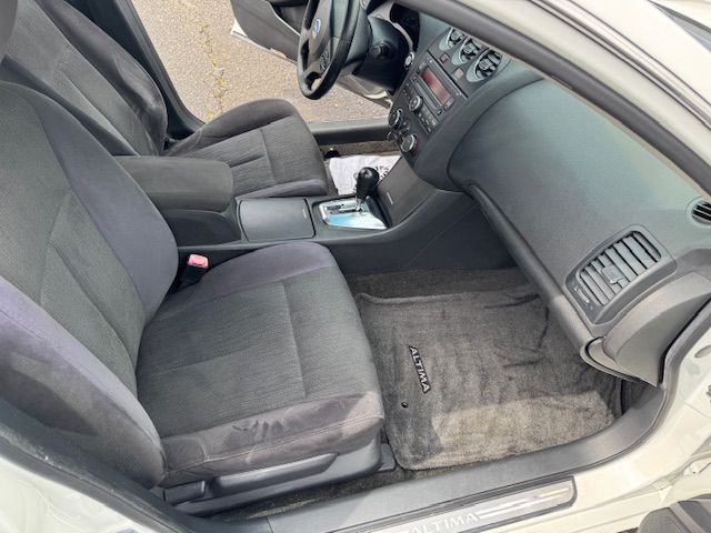 2012 Nissan Altima Image 13