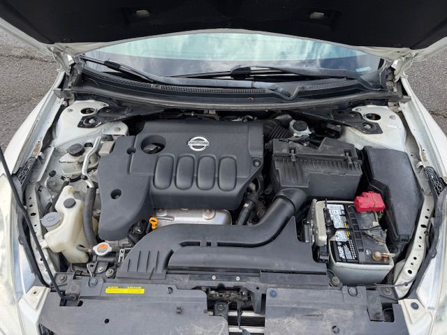 2012 Nissan Altima Image 18