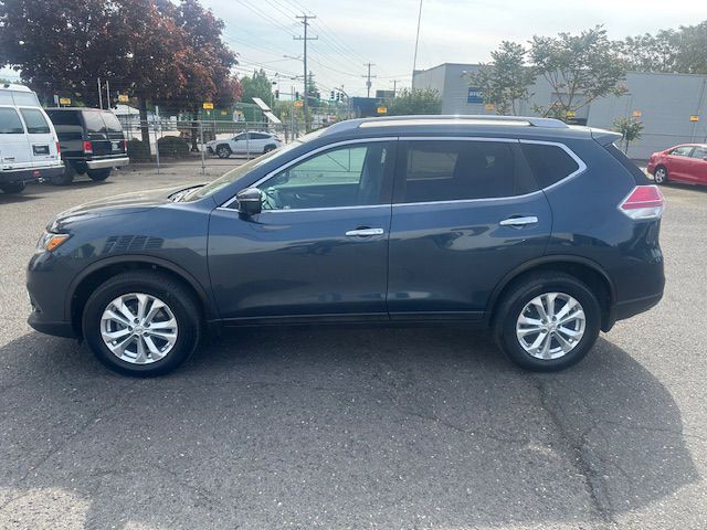 2015 Nissan Rogue Image 2