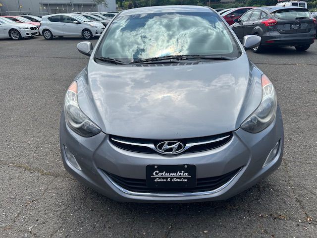 2013 Hyundai Elantra Image 8