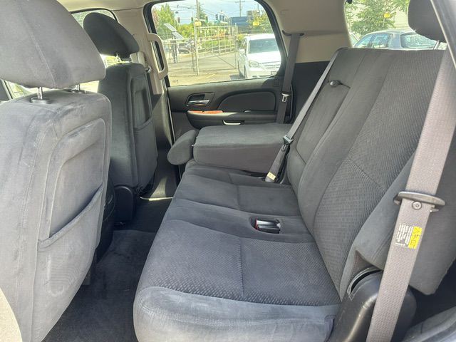 2007 Chevrolet Tahoe Image 12