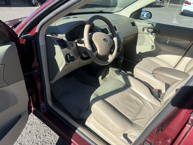 2006 Ford Focus Image 9