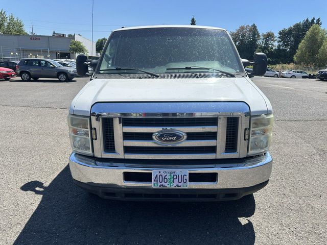 2010 Ford Econoline Image 8