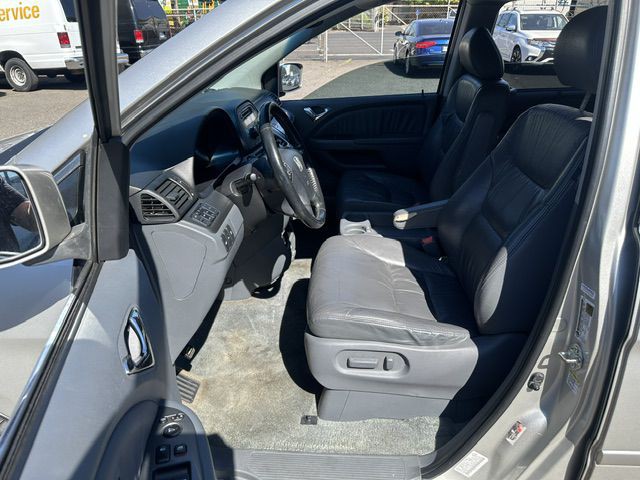 2007 Honda Odyssey Image 4