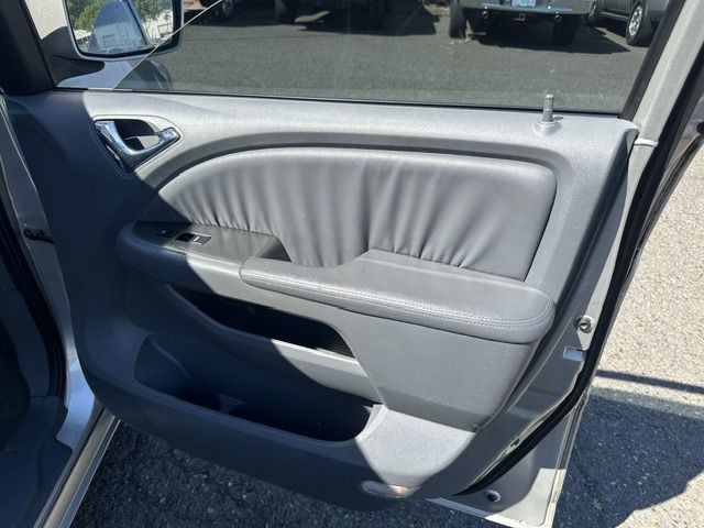 2007 Honda Odyssey Image 8