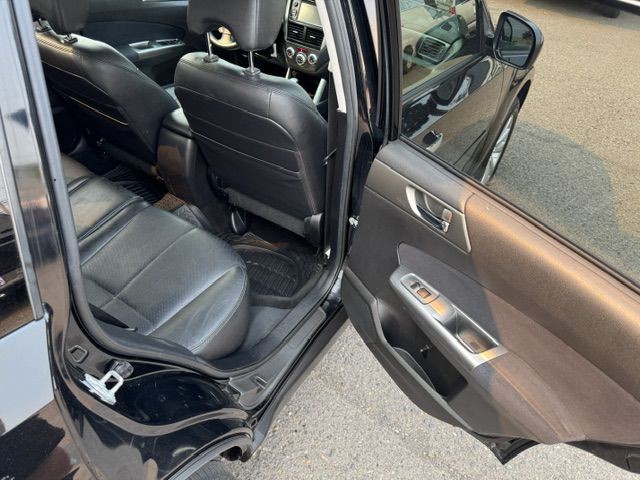2013 Subaru Forester Image 11