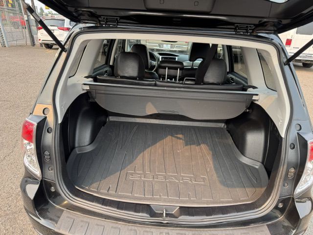 2013 Subaru Forester Image 13