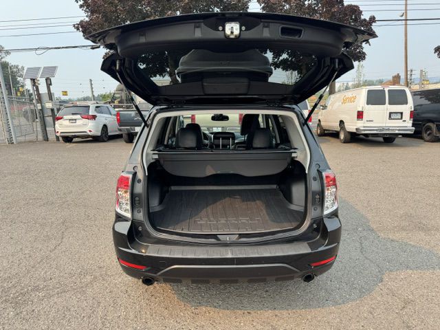 2013 Subaru Forester Image 14