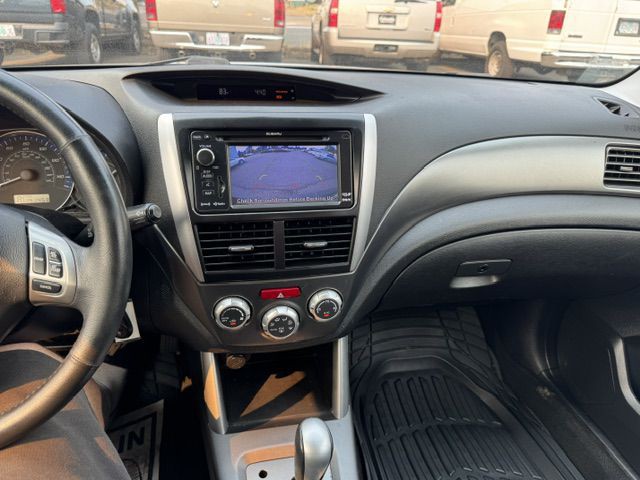 2013 Subaru Forester Image 17