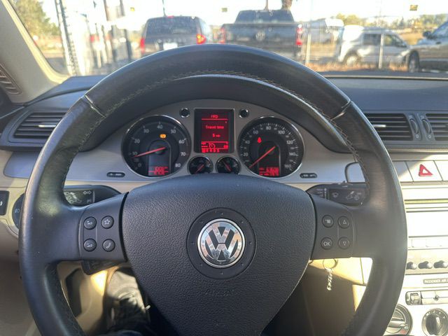 2009 Volkswagen Passat Image 18