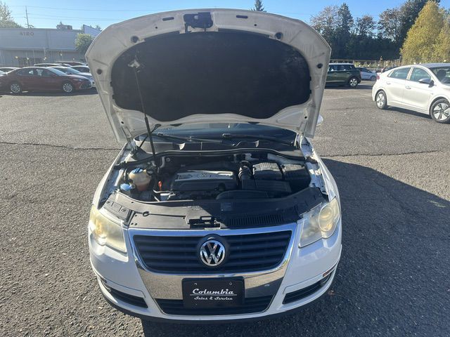 2009 Volkswagen Passat Image 23