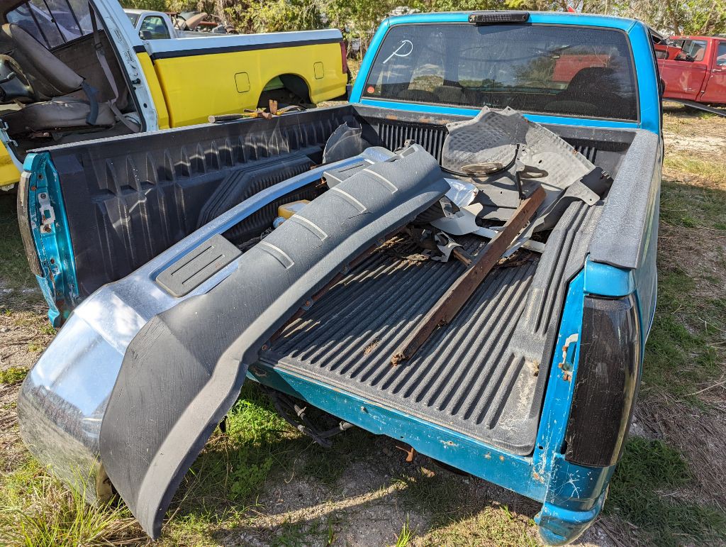 1996 GMC Sierra 1500 Image 3