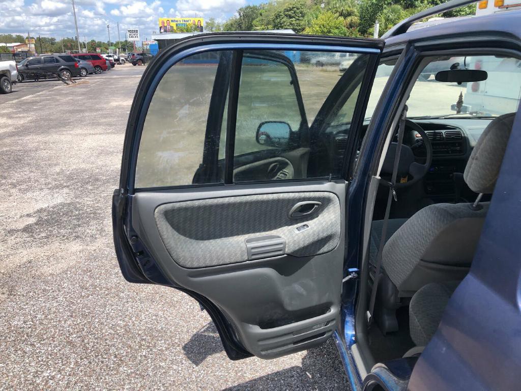 2002 Suzuki Vitara Image 7