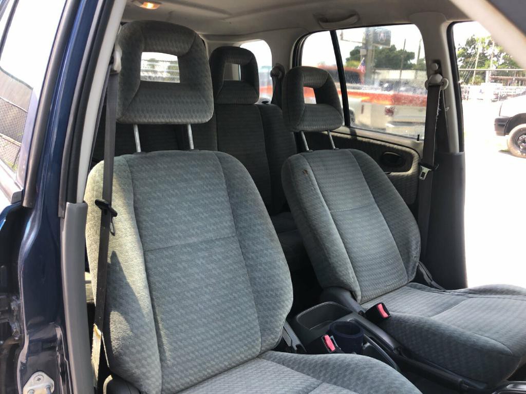 2002 Suzuki Vitara Image 14