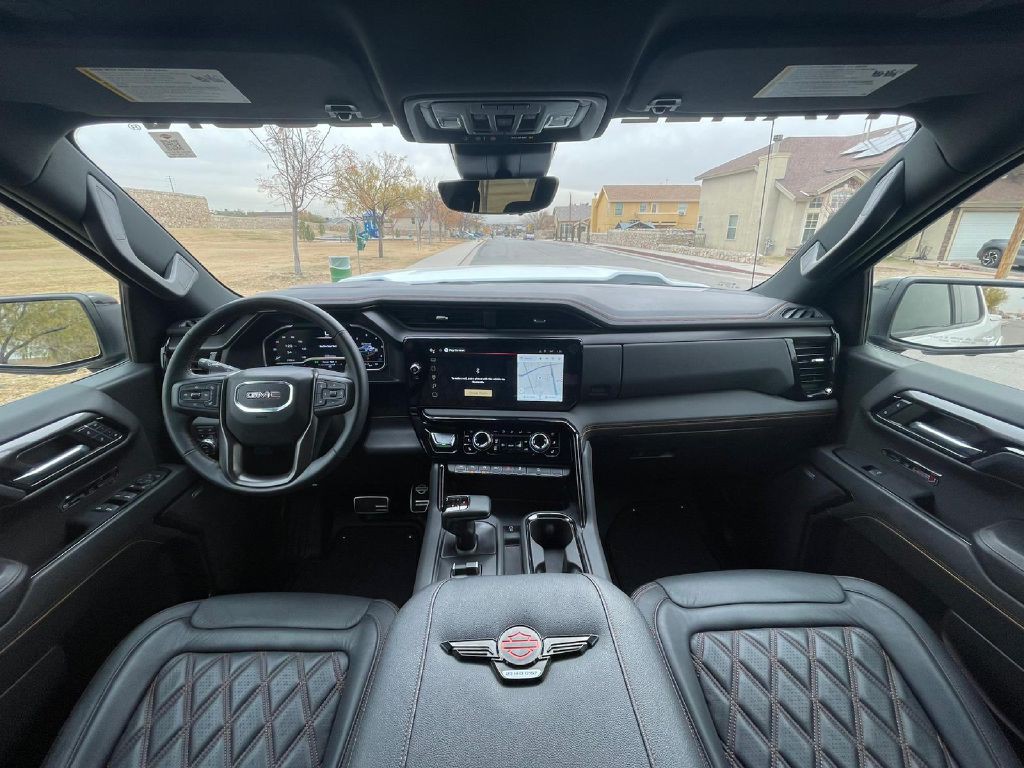 2023 GMC Sierra Image 12