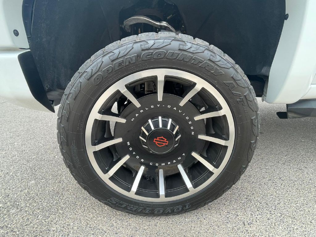 2023 GMC Sierra Image 30