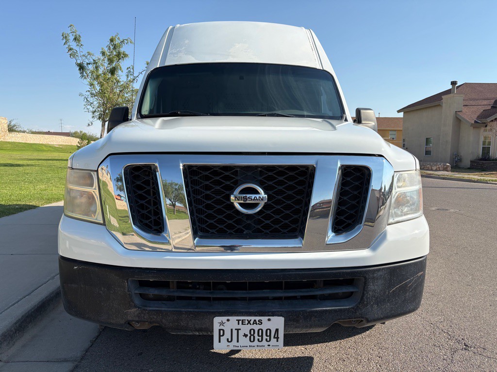 2012 Nissan NV Image 4