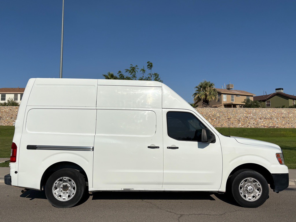 2012 Nissan NV Image 7
