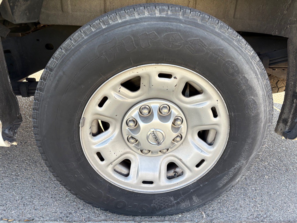 2012 Nissan NV Image 16